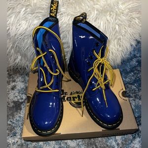 Dr. Martens 1460 Patent leather lace up boots